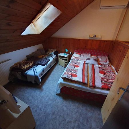 Hotel Pereszlenyi Vendeghaz Visegrád Zewnętrze zdjęcie