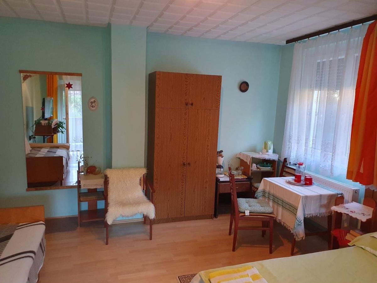 Hotel Pereszlenyi Vendeghaz Visegrád Zewnętrze zdjęcie