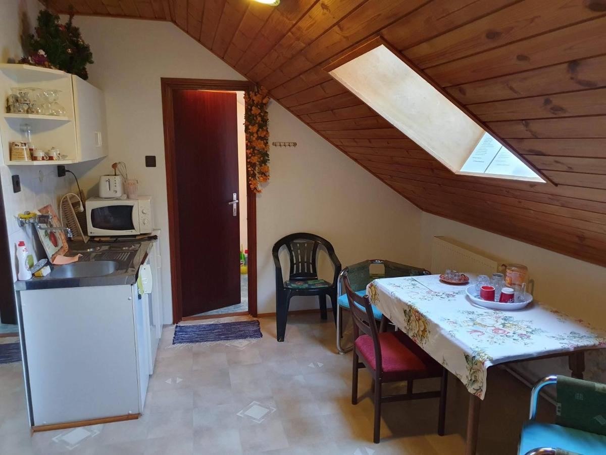 Hotel Pereszlenyi Vendeghaz Visegrád Zewnętrze zdjęcie