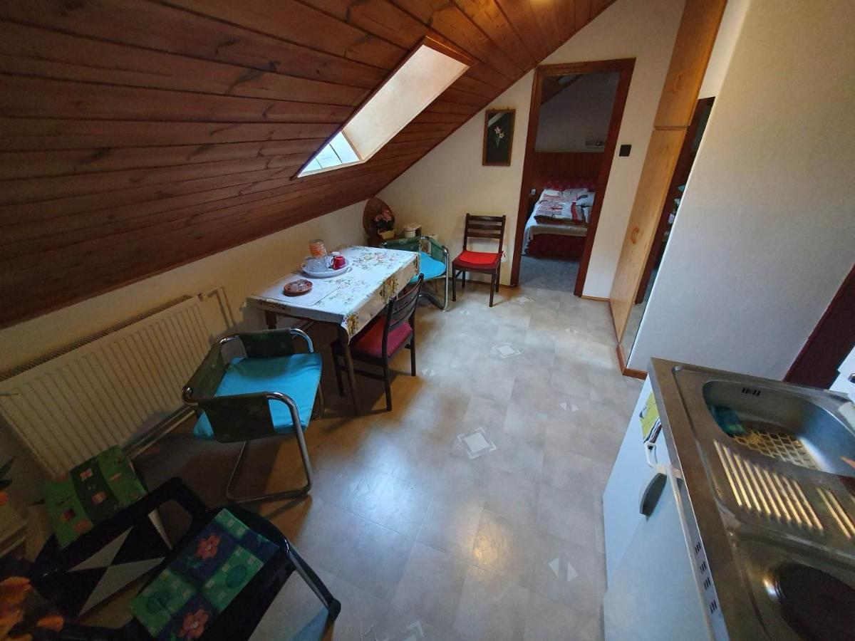 Hotel Pereszlenyi Vendeghaz Visegrád Zewnętrze zdjęcie